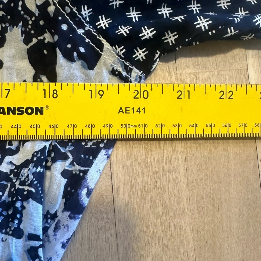 Cino Crinkle Cotton Blue Paisley Floral Batik print Roll Tab Sleeves - Picture 11 of 13